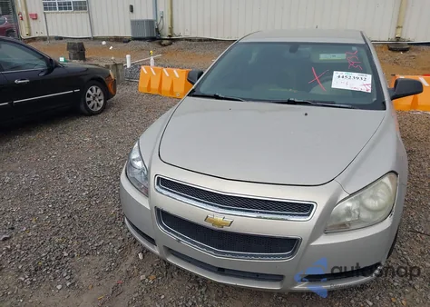 2010 Chevrolet Malibu Ls z USA, uszkodzony, nr VIN 1G1ZB5EB2AF211989